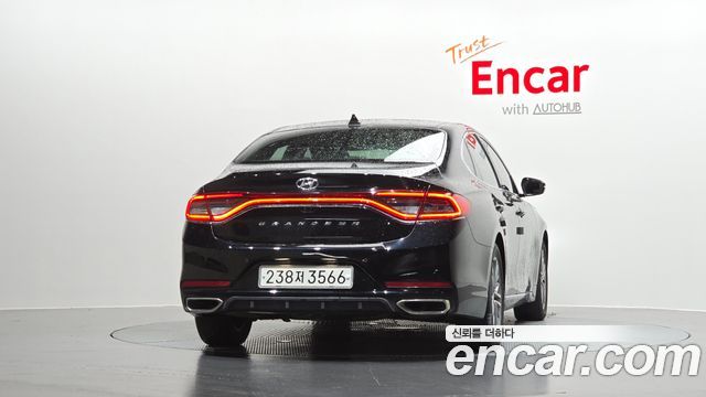 Hyundai Grandeur из Кореи Encar