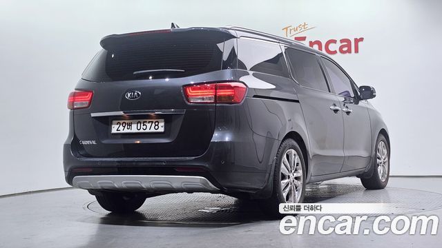 Kia Carnival из Кореи Encar