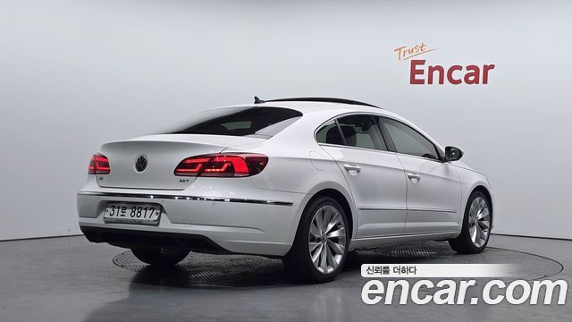 Volkswagen CC 2.0 TSI — пробег 176 096 км — фото 2 из 5