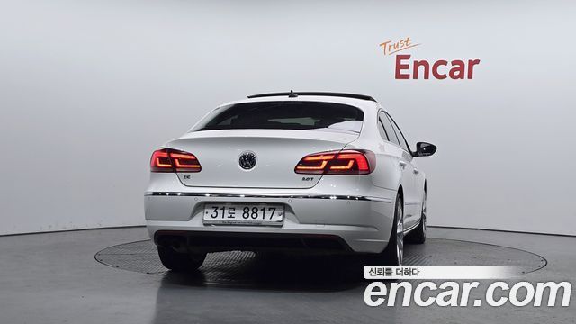 Volkswagen CC 2.0 TSI — пробег 176 096 км — фото 4 из 5