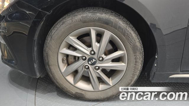 Kia K5 из Кореи Encar