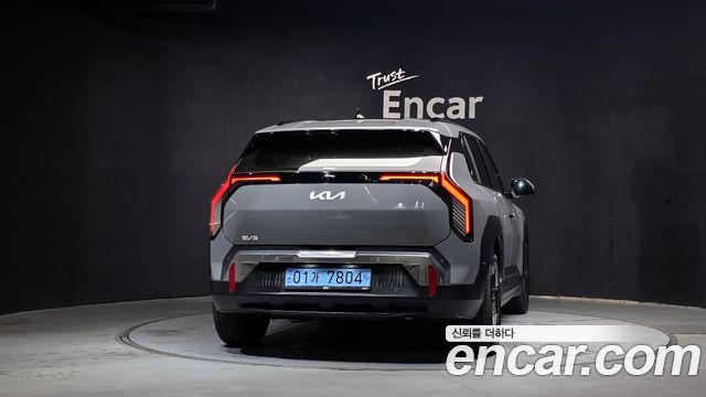 Kia EV3 из Кореи Encar