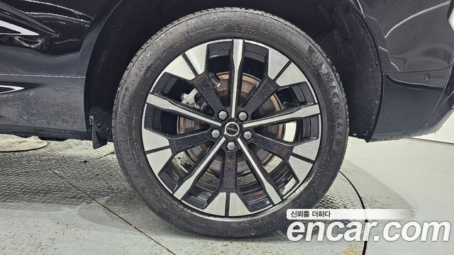 Volvo XC60 T8 Ultra Bright — пробег 1 467 км — фото 5 из 5