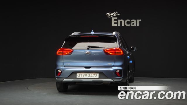 Kia Niro 1.6 HEV Prestige — пробег 83 883 км — фото 4 из 5