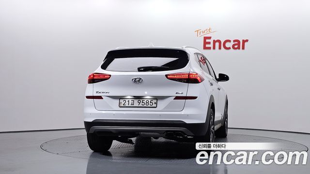 Hyundai Tucson из Кореи Encar