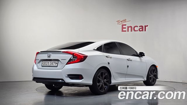 Honda Civic 1.5 10th — пробег 23 714 км