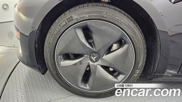 Tesla Model 3 Long Range AWD — пробег 30 433 км