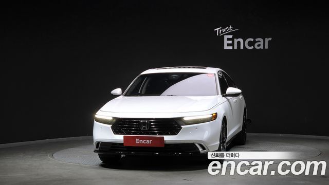 Honda Accord 2.0 Hybrid Touring — пробег 19 250 км
