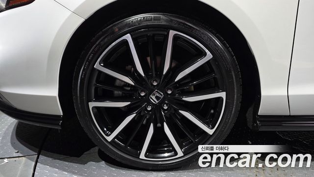 Honda Accord 2.0 Hybrid Touring — пробег 19 250 км