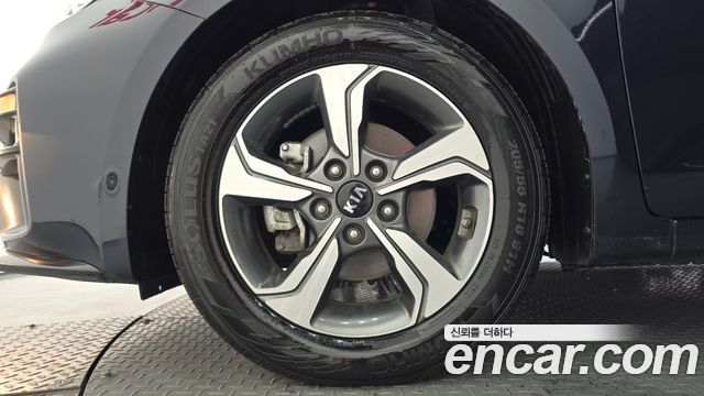 Kia K3 из Кореи Encar