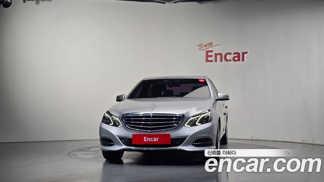 Mercedes-Benz E-Class E300 Elegance — пробег 85 370 км — фото 3 из 5