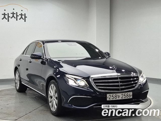 Mercedes-Benz E-Class из Кореи Encar