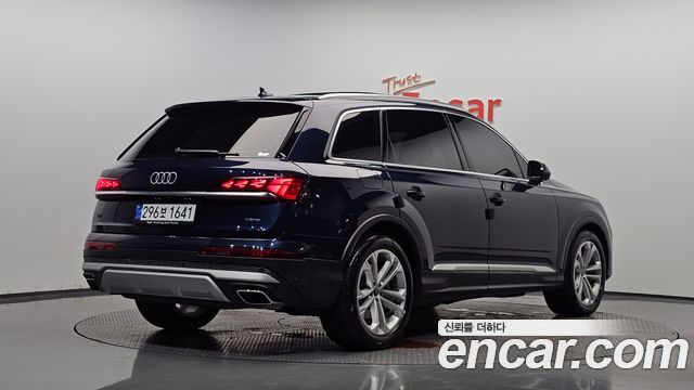 Audi Q7 50 TDI Quattro — пробег 19 539 км — фото 2 из 5