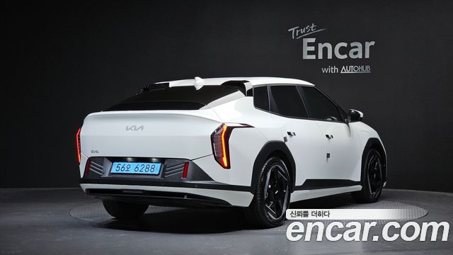 Kia EV4 из Кореи Encar