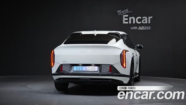 Kia EV4 из Кореи Encar