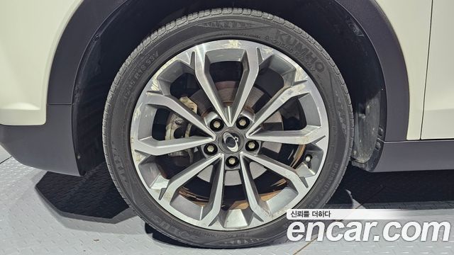 Ssangyong TIBOLI из Кореи Encar