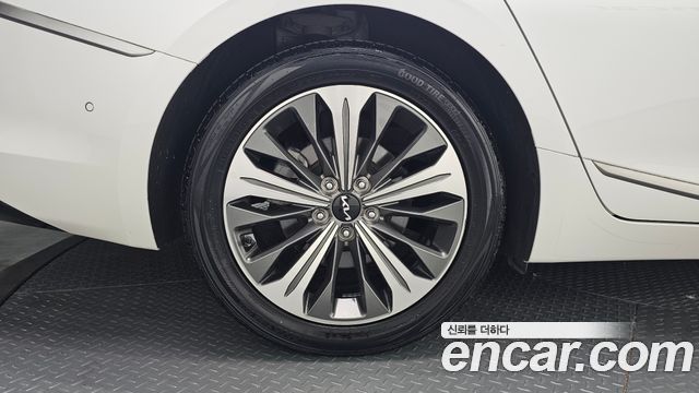 Kia K8 из Кореи Encar