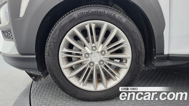 Hyundai Kona из Кореи Encar