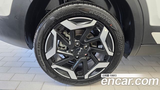 Kia Seltos из Кореи Encar
