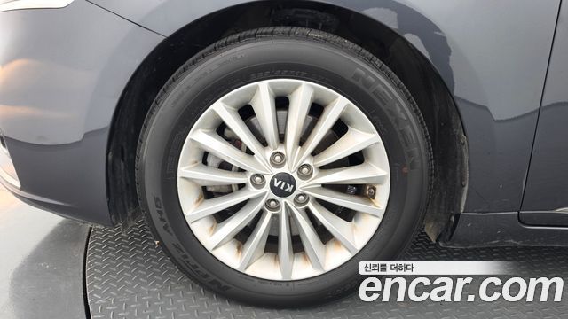 Kia K7 из Кореи Encar