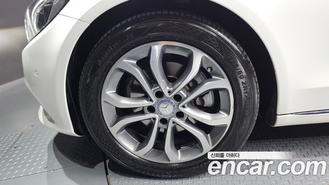 Mercedes-Benz C-Class из Кореи Encar