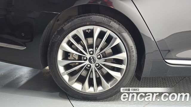 Kia K9 из Кореи Encar
