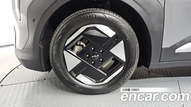 Kia EV3 из Кореи Encar