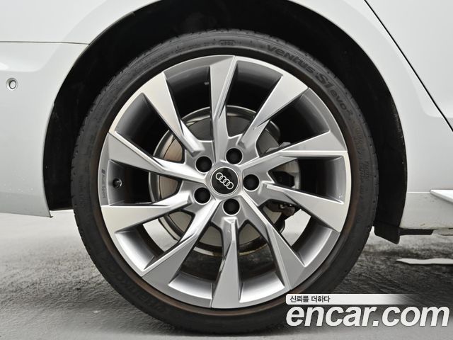 Audi A4 из Кореи Encar