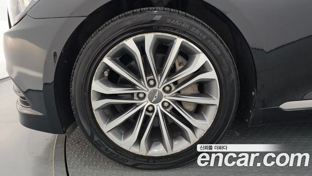 Hyundai Genesis из Кореи Encar