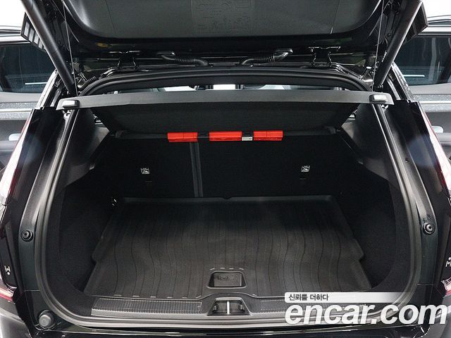 Volvo EX30 из Кореи Encar