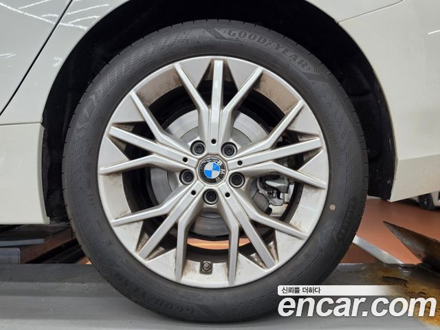 BMW 1-Series 120 — пробег 1 764 км — фото 5 из 5