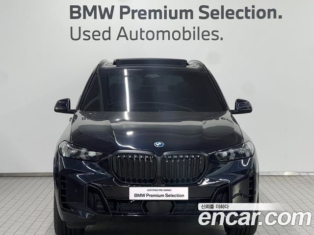 BMW X5 xDrive 50e M Sport — пробег 4 242 км — фото 3 из 5