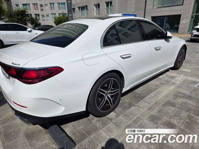 Mercedes-Benz E-Class E300 4MATIC AMG Line — пробег 12 157 км — фото 5 из 5