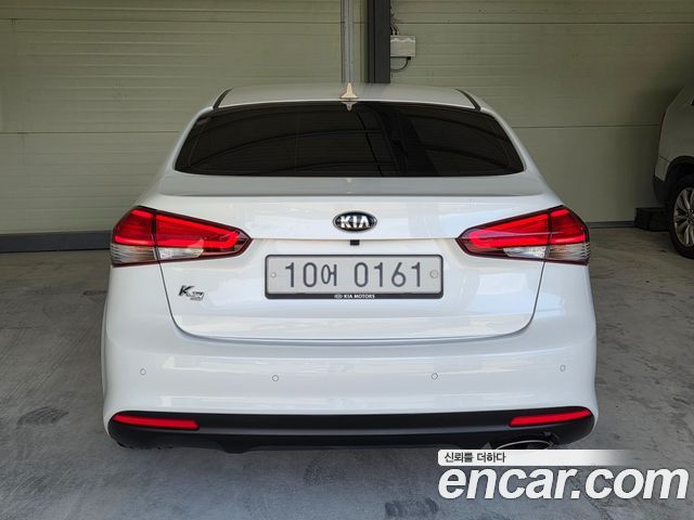 Kia K3 из Кореи Encar