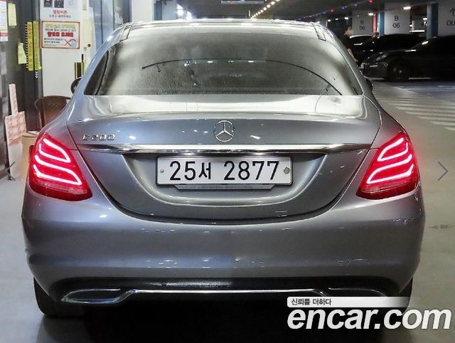 Mercedes-Benz C-Class из Кореи Encar
