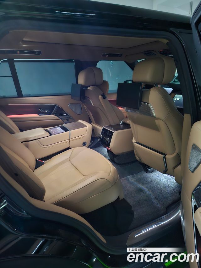 Land Rover Range Rover P530 Autobiography Long Wheel Base — пробег 20 020 км