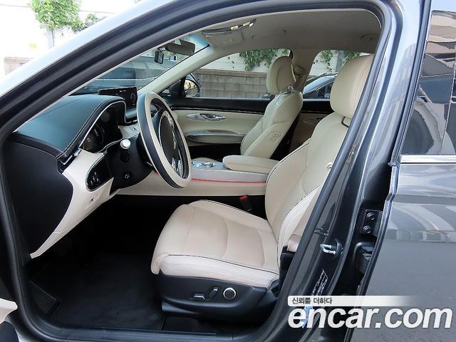 Genesis GV70 2.5T Gasoline 2WD — пробег 91 142 км