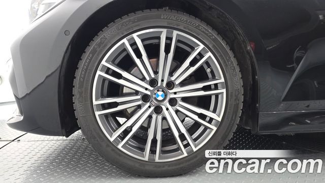 BMW 3-Series из Кореи Encar