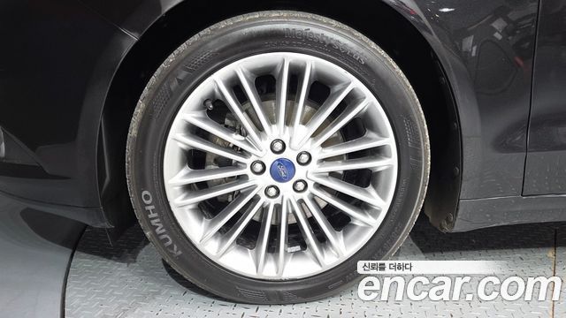 Ford Fusion из Кореи Encar