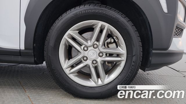 Hyundai Kona из Кореи Encar