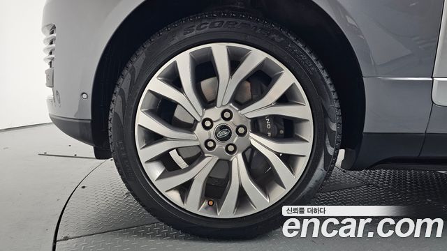 Land Rover Range Rover 4.4 SDV8 AB DIESEL — пробег 115 386 км