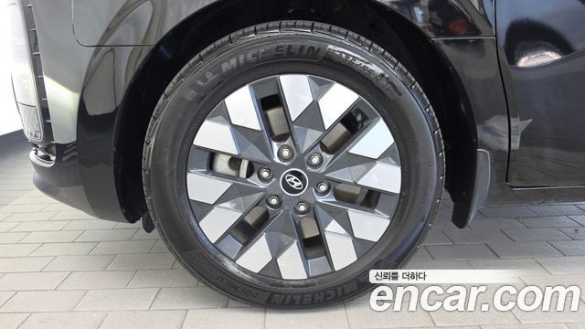 Hyundai Staria из Кореи Encar