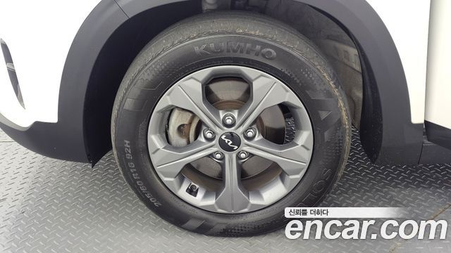 Kia Seltos из Кореи Encar