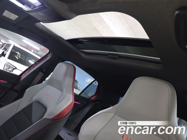 Volkswagen Golf 2.0 GTI — пробег 5 265 км — фото 5 из 5