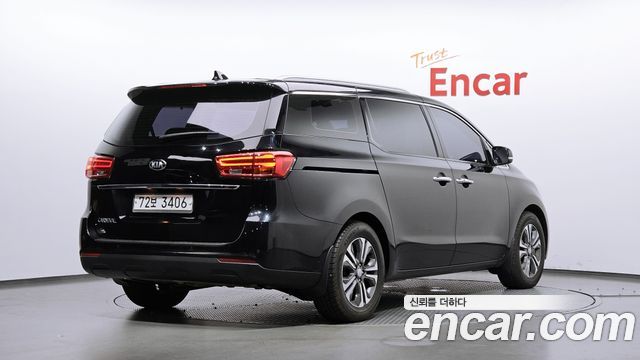 Kia Carnival из Кореи Encar