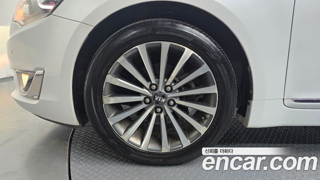 Kia K7 из Кореи Encar