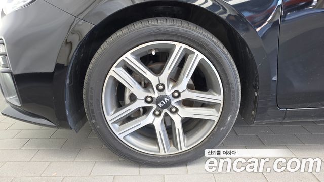 Kia K3 из Кореи Encar