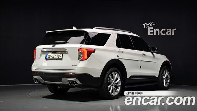 Ford Explorer 3.0 Platinum 4WD — пробег 40 639 км — фото 2 из 5