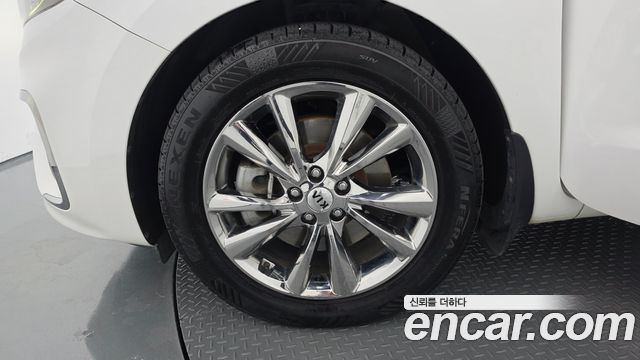 Kia Carnival из Кореи Encar