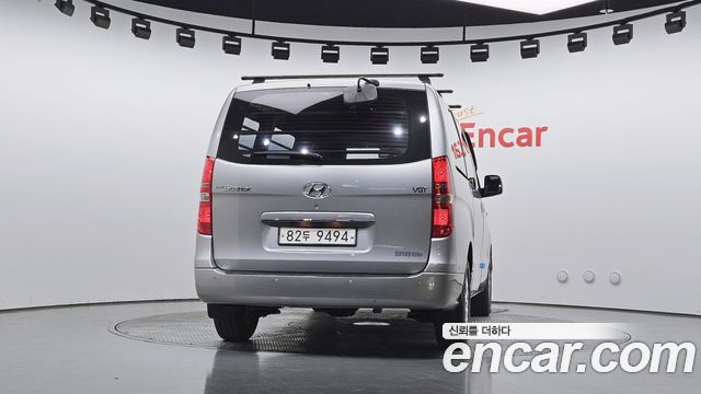 Hyundai Starex 3-Seater VAN CVX Luxury — пробег 165 613 км — фото 4 из 5